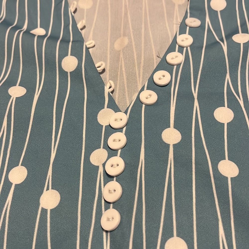 Light blue blouse - Picture 3 of 6